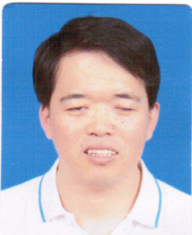 薛驰